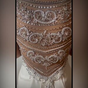 Bran knew never wear bridal dress 
In box